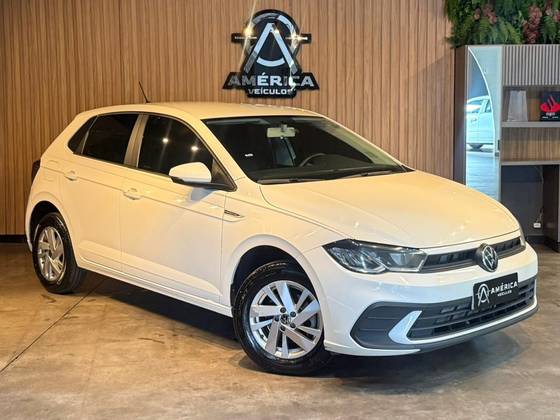 VOLKSWAGEN POLO 1.0 170 TSI COMFORTLINE AUTOMÁTICO VOLKSWAGEN POLO 1.0 170 TSI COMFORTLINE AUTOMÁTICO